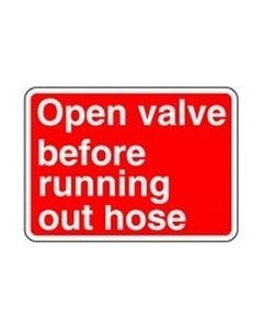 Open valve before running out the hose 1 Safety Sticker